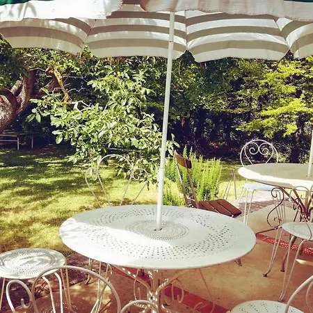 Couette-café La Grande Maison Chivres-Val