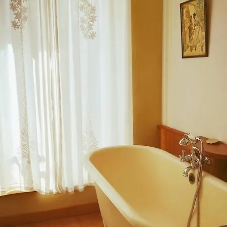 La Grande Maison Chivres-Val